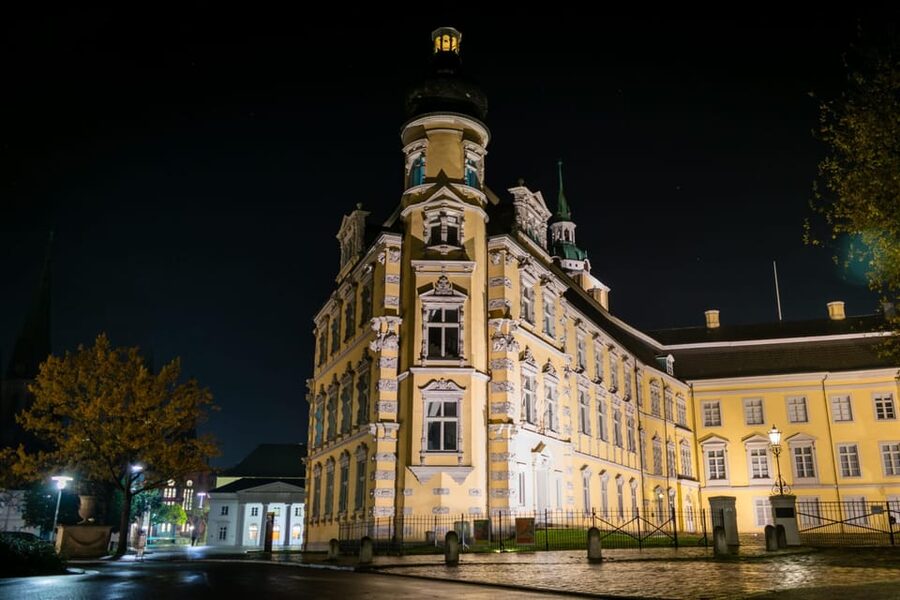 Oldenburg: Nachtwächter-Führung (Erlebnistour) - Why Oldenburg’s Night Watchman Walk Feels So Different