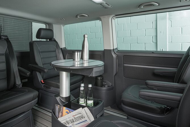 On tour with a friend and his luxury van - Mercedes-Benz Museum: when your group wants a tech break