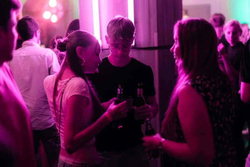 Original Hamburg Pub Crawl Sex & Crime St. Pauli Tour - Quick Planning Tips Before You Go