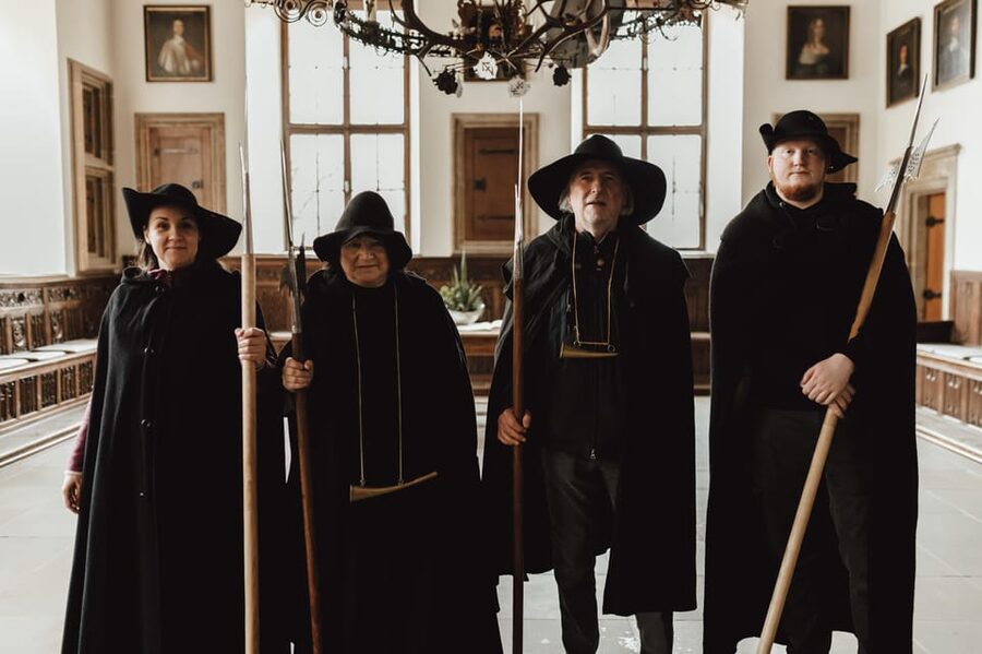 Osnabrück: Nachtwächter-Führung (Erlebnistour) - Who Should Book This Osnabrück Night Watchman Tour