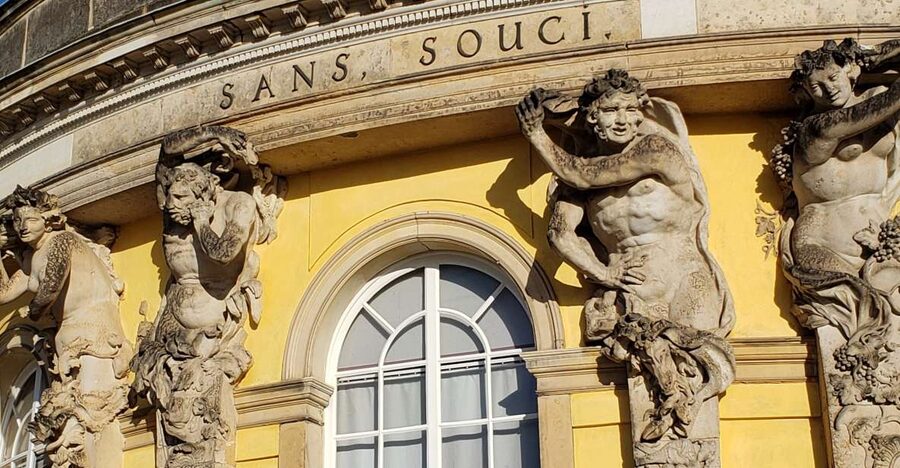 Potsdam: Private Walking Tour of Potsdam and Sanssouci - City Palace and Brandenburg Gate: why rebuilt Potsdam still feels important