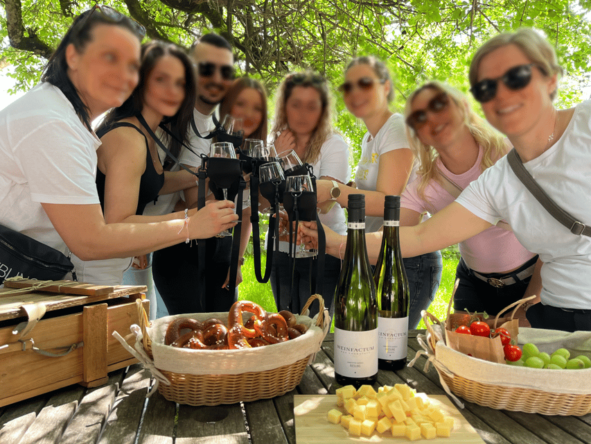 Premium wine hike Stuttgart with games and winemaker's snack - Should you book Premium wine hike Stuttgart with games and winemakers snack?