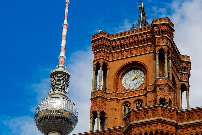 Private Berlin City Center Walking Tour - Brandenburg Gate to the Reichstag: learning symbolism on foot