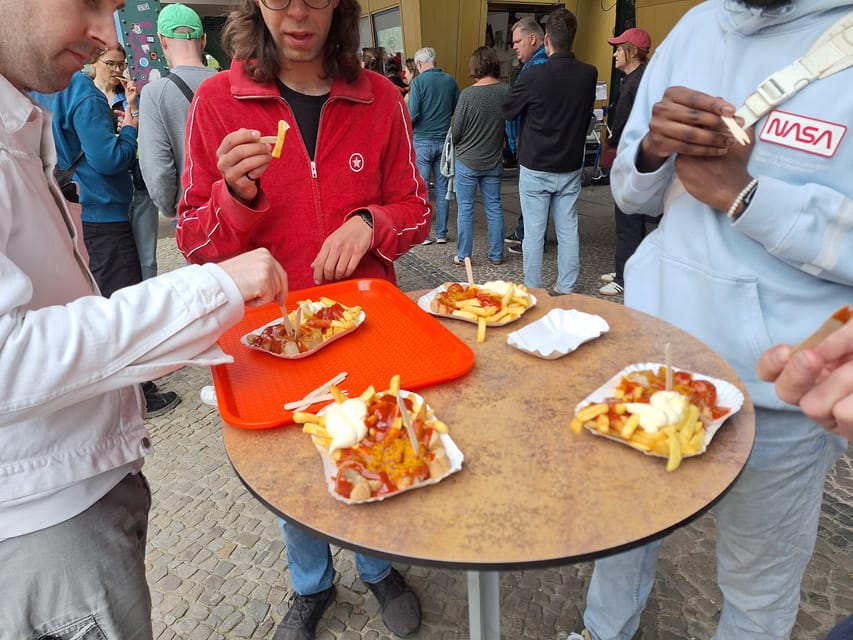 Private Berlin Street Food Bike Tour - Prenzlauer Berg and Mitte on a City Cruiser Bike