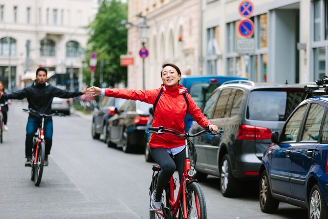 Private Berlin Street Food Tour by Bike - Konnopke’s Imbiss: currywurst, order with confidence