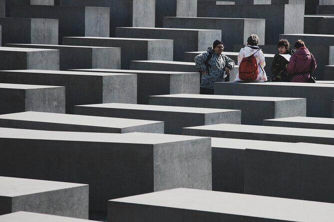 Private Berlin WWII and Cold War History Tour with Local Expert Guide - Brandenburg Gate, the Reichstag, and why the buildings feel political