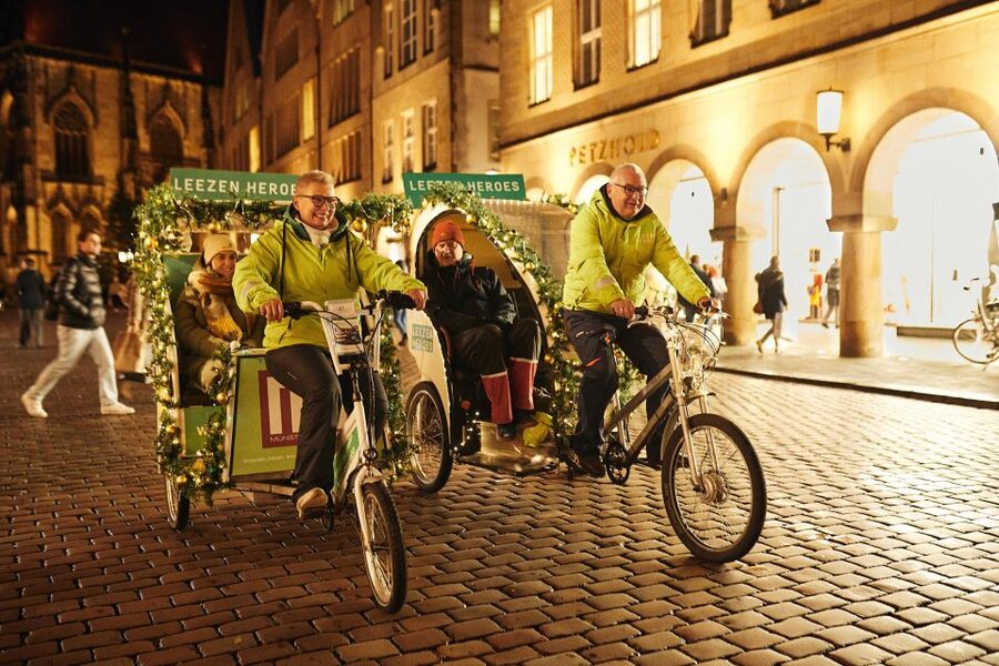 Private Christmas Tour in Münster including Glühwein - Münster Christmas Markets, From the Seat of a Rickshaw