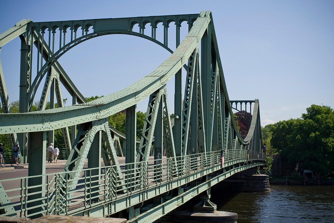Private Day Trip to Potsdam from Berlin by Train - What makes the private guide time worth the price