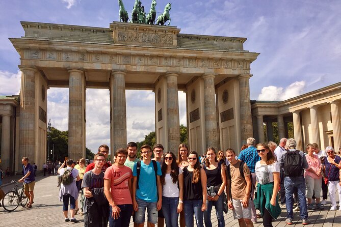 Private Taxi Tour of Berlin East and West and Neighbourhood approx. 4-6h - How the pickup zone and timing shape your day
