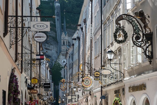 Private TOUR Munich > Eagle Nest > Königssee > Salzburg > Munich - Königssee: emerald water, boat to St Bartholomew’s, and real quiet