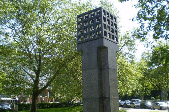 Private Tour: Munich Third Reich Walking Tour - The Nazi rise in street-level context: party beginnings and key sites