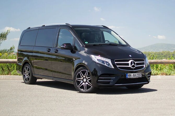 Private Transfer from Munich Airport to Munich City by Luxury Van - What you’re really buying for $118