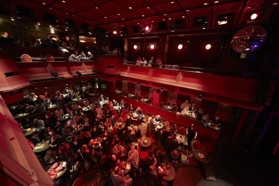Quatsch Comedy Club Berlin: Die Late Night Show - The uncensored, up-close comedy vibe in German