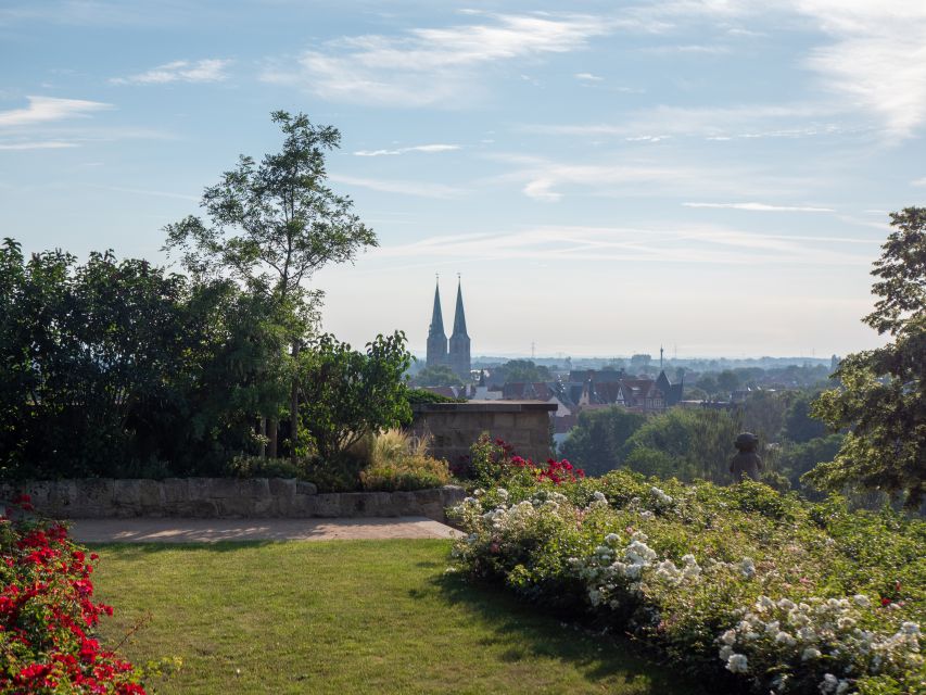 Quedlinburg: Guided City Highlights Walking Tour - What you get for about $11: value that actually adds up