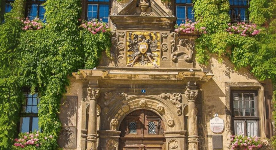 Quedlinburg UNESCO World Heritage Group Tour (private) - The “big moment” is Schlossberg: St. Servatii and the hilltop perspective