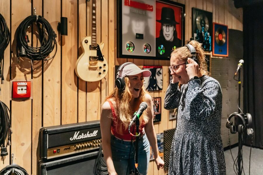 Reeperbahn: Panik City Udo Lindenberg Multimedia Experience - Boogie Park Studio: record a hit moment