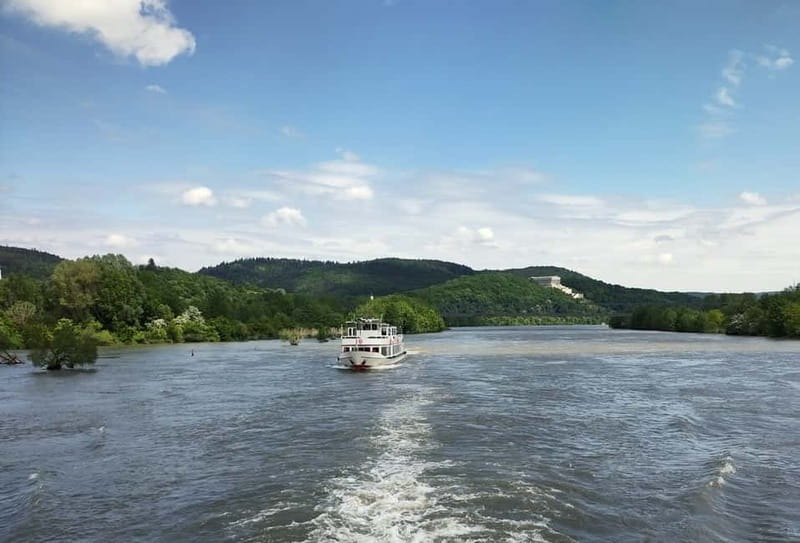 Regensburg: Klinger's Sightseeing Boat Tour to Walhalla - Choosing your Walhalla time slot, direct return versus a real visit