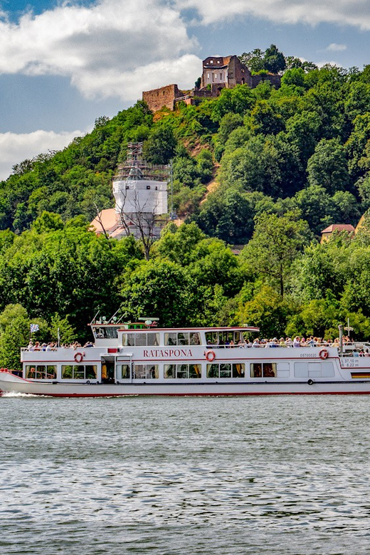 Regensburg: Klinger's Sightseeing Boat Tour to Walhalla - Walhalla inside and out, what you are really paying for
