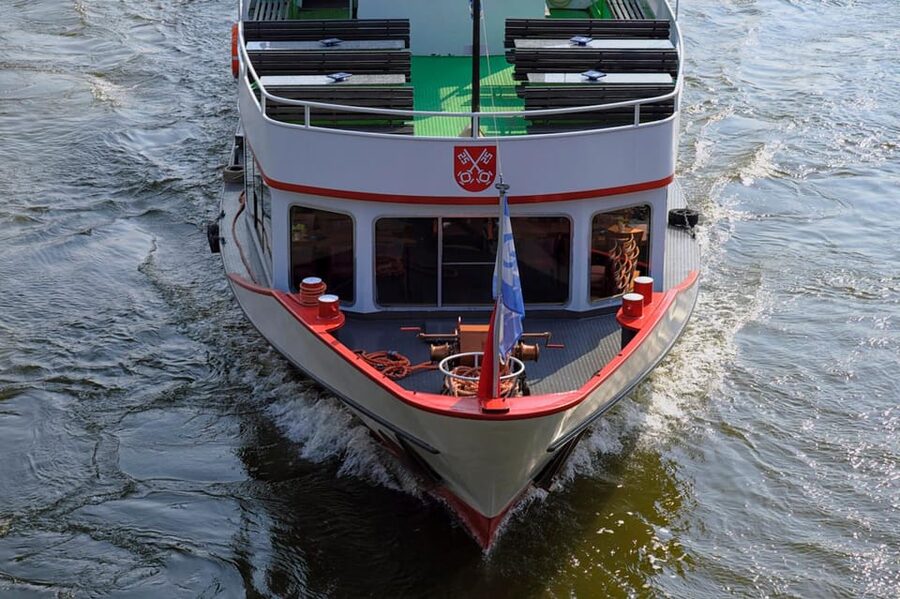 Regensburg: Original Strudelrundfahrt - Where the cruise fits in, and why this route works