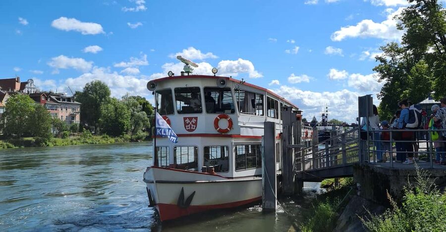 Regensburg: Original Strudelrundfahrt - What the 50-minute loop feels like in real time
