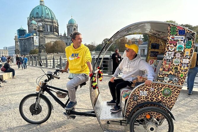 Rickshaw Sightseeing City Tours Berlin - Rikscha Tours - Why a rickshaw works so well for Berlin sightseeing