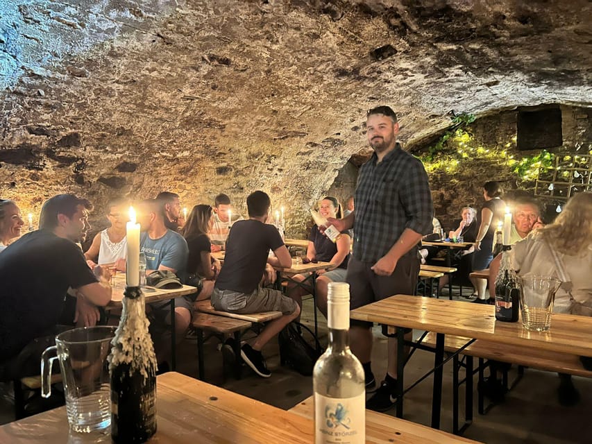 Rüdesheim - Guided wine hikes with 4wines and cable car ride - Weather-proof planning for April to October Saturdays