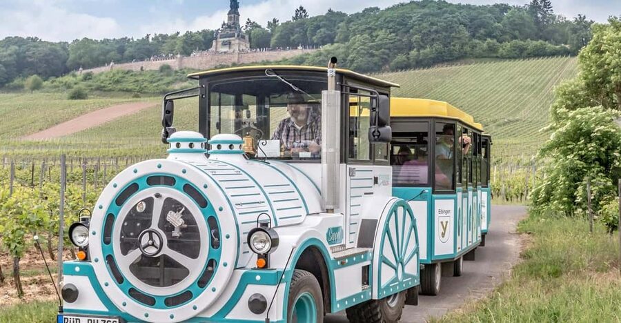 Rüdesheim sightseeing tour with the Winzerexpress - St. Hildegard Abbey, seeing a quieter side of town
