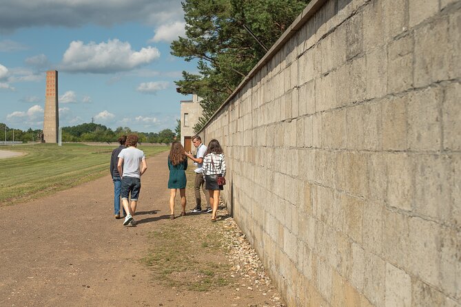 Sachsenhausen Concentration Camp Bus Tour in English from Berlin - Who should book this Sachsenhausen bus tour?