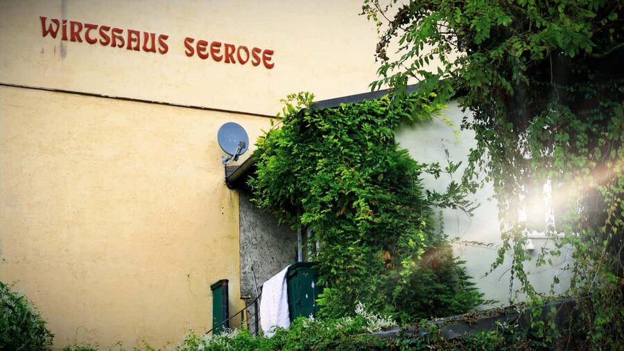 Schwabing: Insider Tour! Neighborhood, Revolt, Secrets in Munich's Cult District - Why Altschwabing works better on foot than by bus
