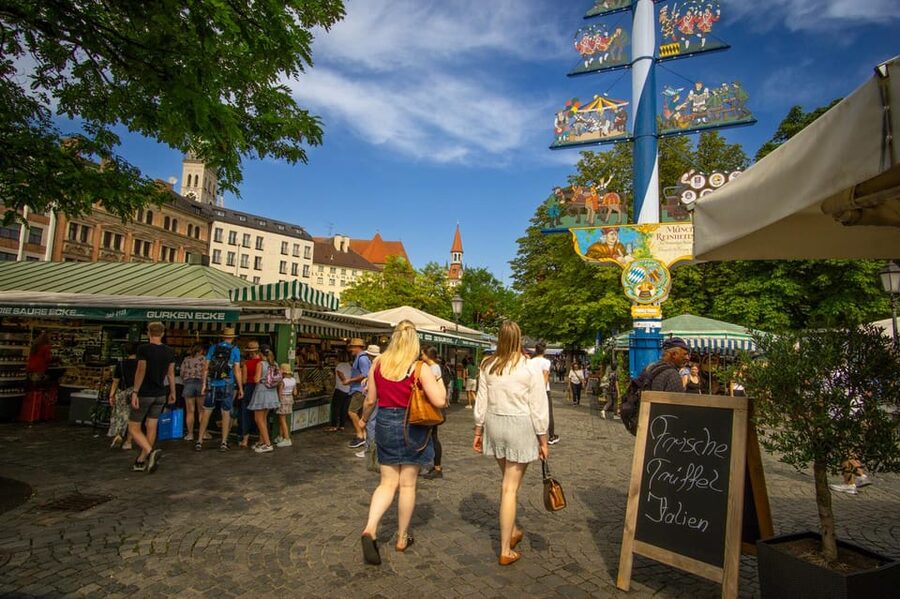 Short & sweet: Tasting the Viktualienmarkt - The included water setup, and how it changes your pacing
