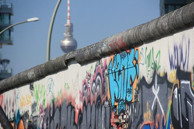 Small-Group Berlin Sightseeing and Food Tour of Prenzlauer Berg and Mitte - A half-day of Berlin Wall stories plus food you can actually taste