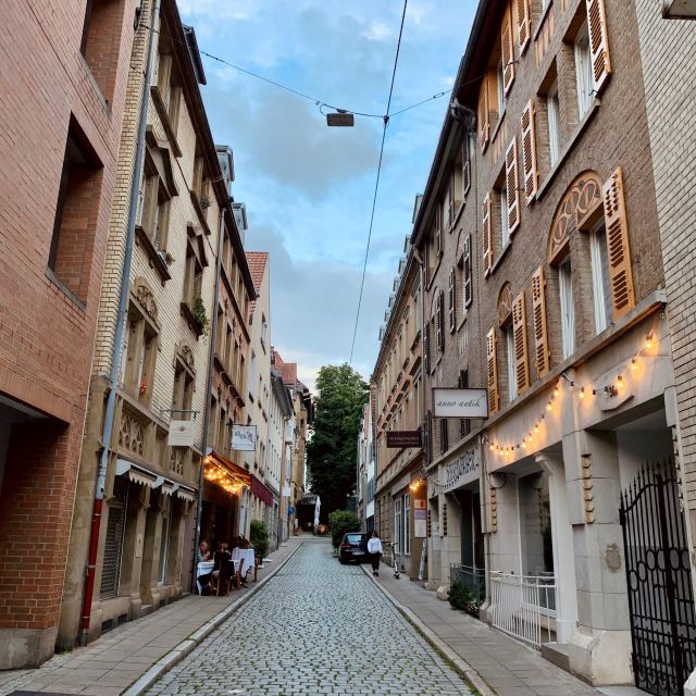 Stuttgart: Bean District Walking Tour with Swabian Food - The Guide Factor: Why Norman Stümpfig’s Stories Matter