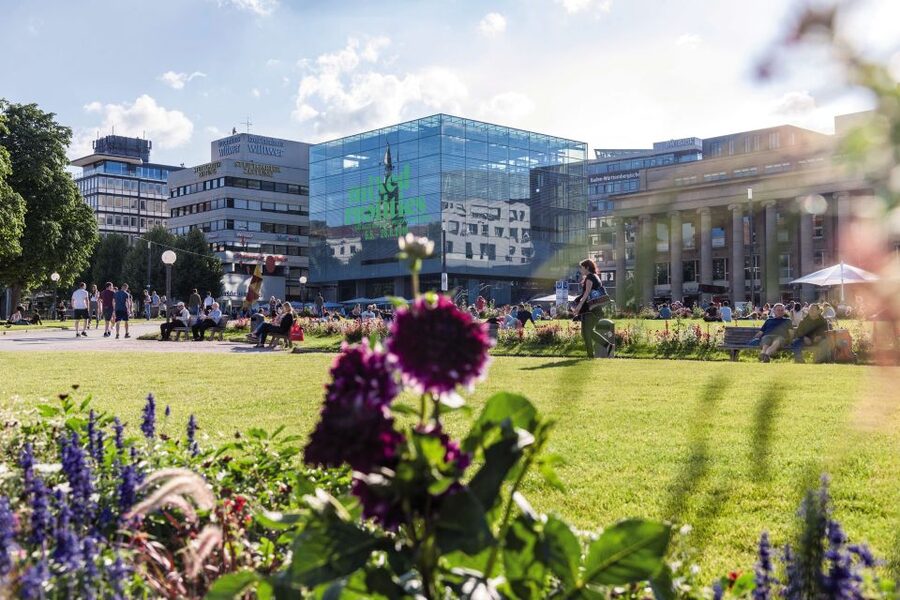 Stuttgart: City Highlights - Guided Walking Tour - Stuttgart City Center in 60 Minutes, Palaces, Parks, and Purpose
