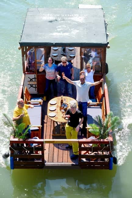 Stuttgart: Exclusive Raft Boat Rental - The 2-hour cruise route between Mühlhausen and Bad Cannstatt