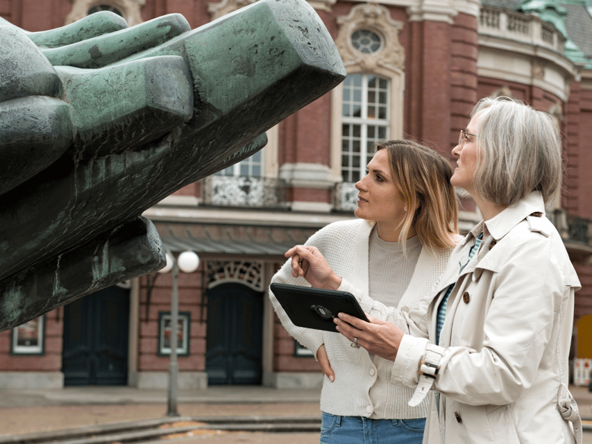Stuttgart: Karlshöhe Crime Mystery Tour - Key highlights you will notice right away