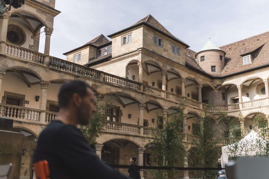 Stuttgart: Private Guided Circular City Walk - New and Old Palaces plus Palace Square: where the city’s story centers