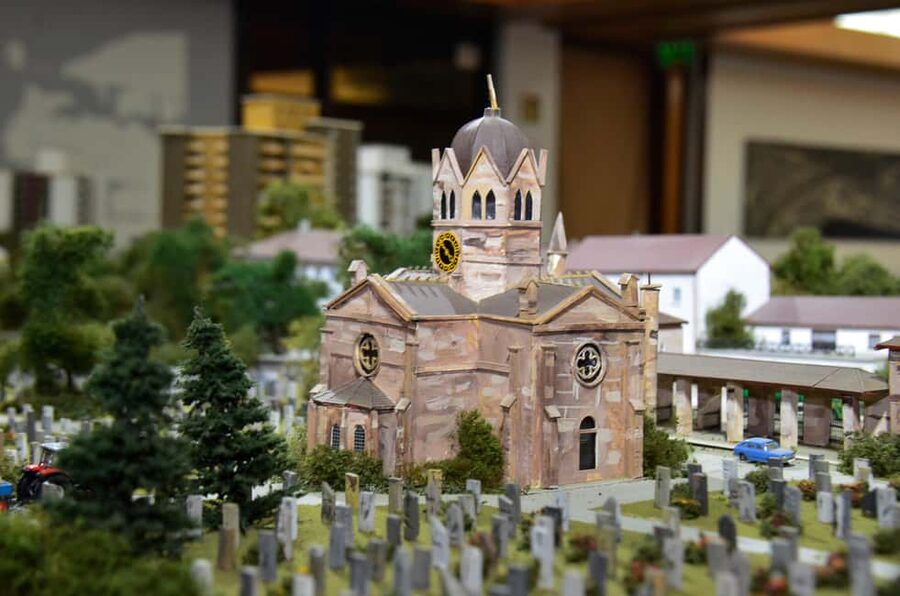 Stuttgart: Ticket for the Miniature Worlds – Europe's largest city model - How long it takes, and how to pace your visit without rushing