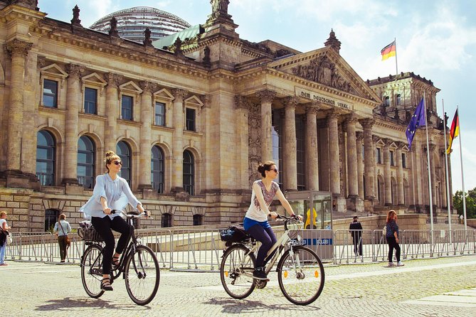 The Beauty of Berlin by Bike: Private Tour - Reichstag Building stop: what you’ll get in 10 minutes