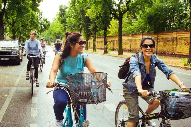 The Beauty of Berlin by Bike: Private Tour - English-speaking guides and a personalized storyline