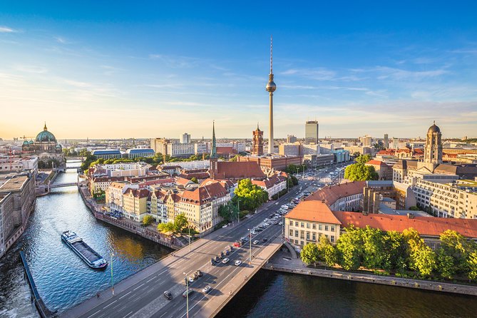 The Best Private Berlin Tour with a Car, Tour Guide and Pick up - Museum Island and Bebelplatz: UNESCO beauty plus a Nazi book burning site