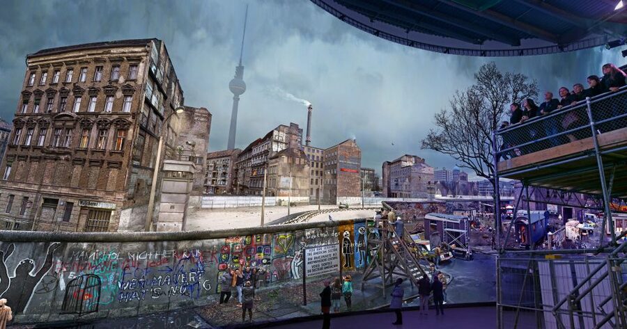 THE WALL: asisi Panorama Berlin Ticket - SO 36 in West Berlin: how a neighborhood stays human next to the Wall