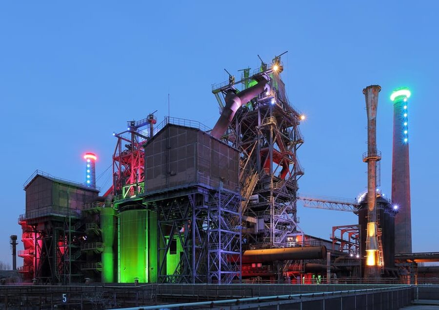Torchlight tour of the old ironworks - Casting hall and bunker pockets: turning structures into scenes