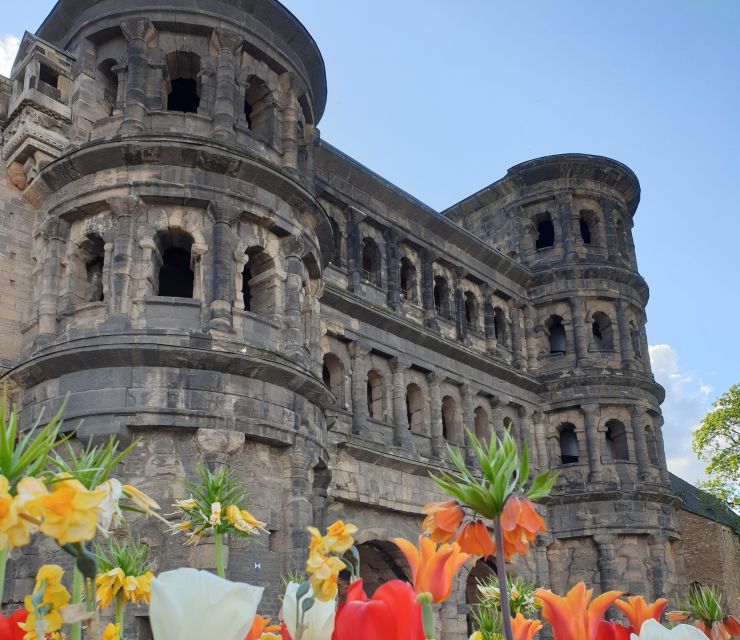 Trier: Guided City Walk with Wine Tasting - Entering Trier’s Roman spine, from Porta Nigra to the Roman bath finish