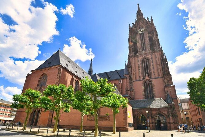 Urban Adventure Game in Frankfurt with an app - From Hauptwache to the next clue, how the Frankfurt game actually works