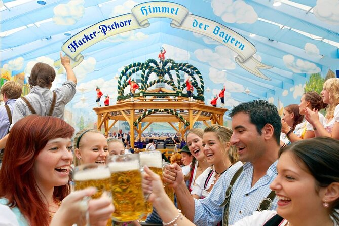 VIP Oktoberfest experience with table in big beer tent - A VIP Oktoberfest night starts with orientation on Theresienwiese