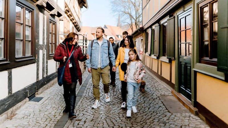 Wernigerode: Daily city tour "1000 steps around the town hall" - The route focus: town hall, market square, and half-timbered streets