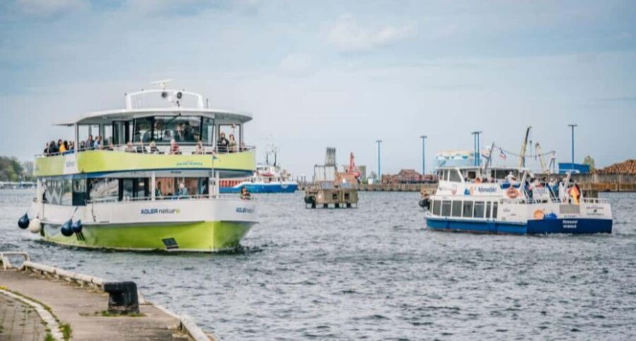 Wismar: Electric Boat Tour past Whale Island with Poel Stop - The service factor: clean ship and friendly staff matter here